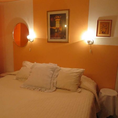 Marilu 'S Bed And Breakfast Hostel Santiago Dış mekan fotoğraf